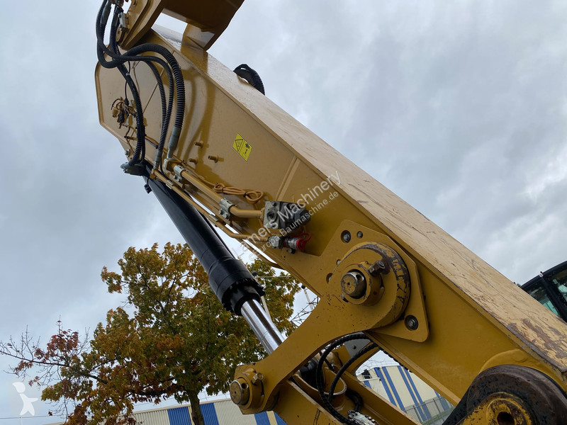 Graafmachine Caterpillar NG .