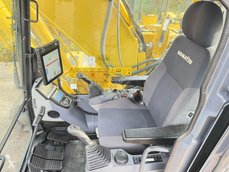 Escavadora Komatsu I-11E0