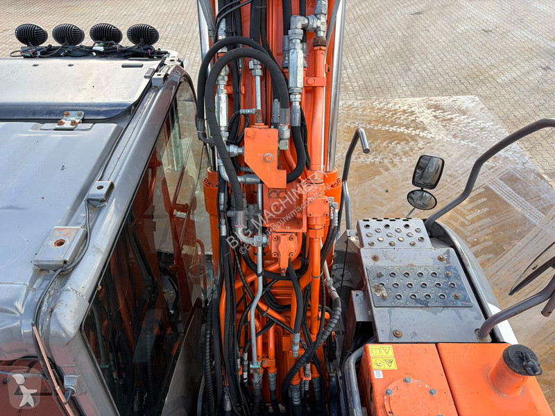 Escavadora Hitachi | Dutch Machine