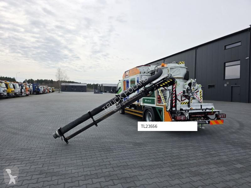 Camion Mitsubishi CANTER odkurzacz koparka...