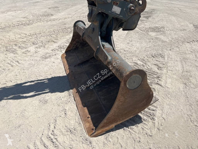 Escavadora Liebherr compact Wheeled Excavator