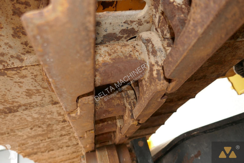 Excavator Caterpillar 325F LCR