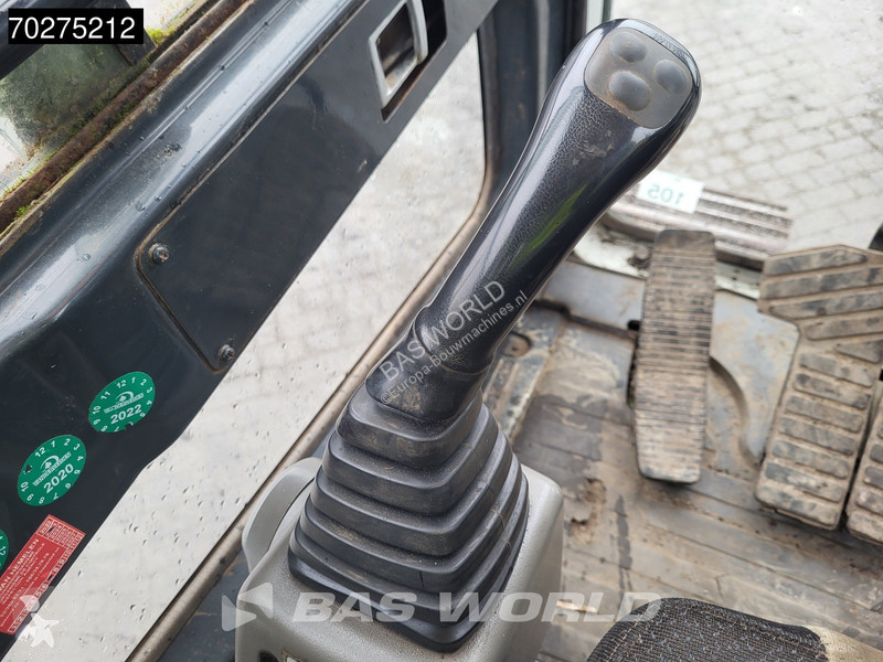 Excavator Hyundai ROBEX LC-7