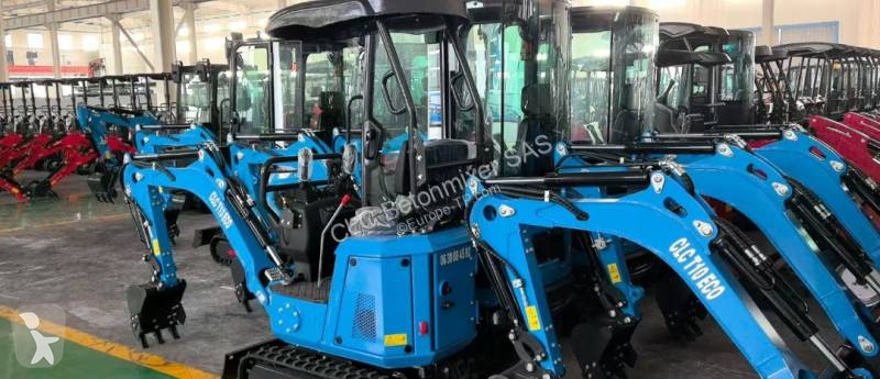 Escavatore CLC Mini Pelle T 10
