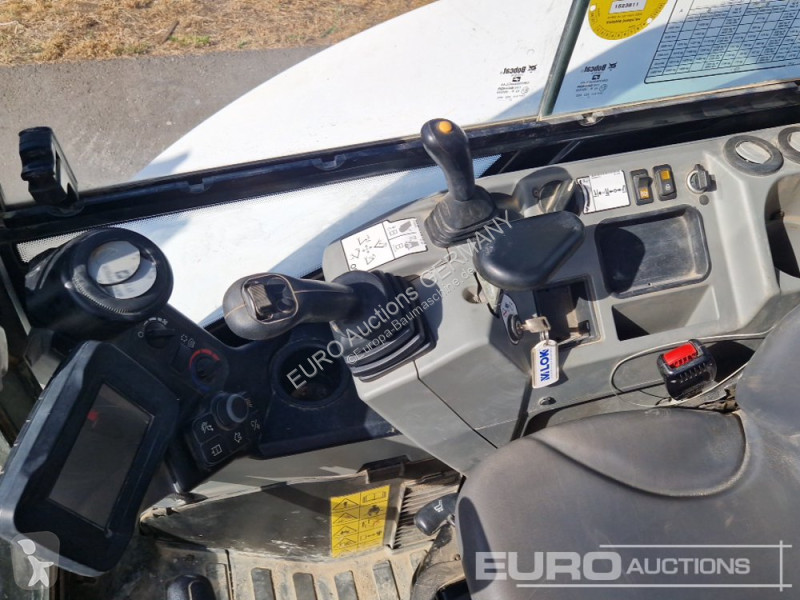 Escavadora Bobcat Z