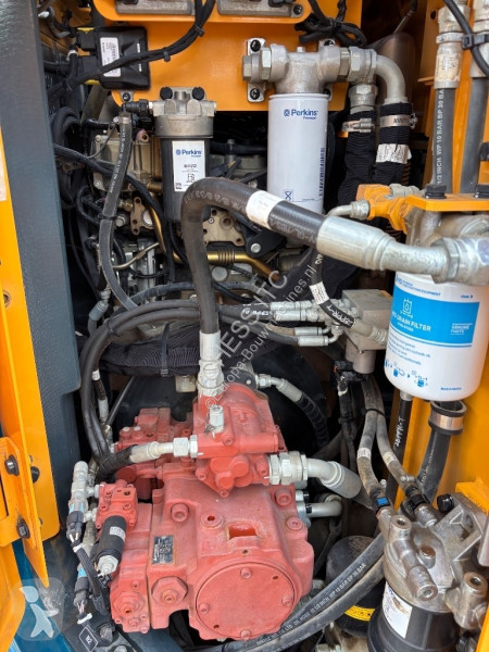 Escavadora Hyundai HX145LCR - HX145 - HX140