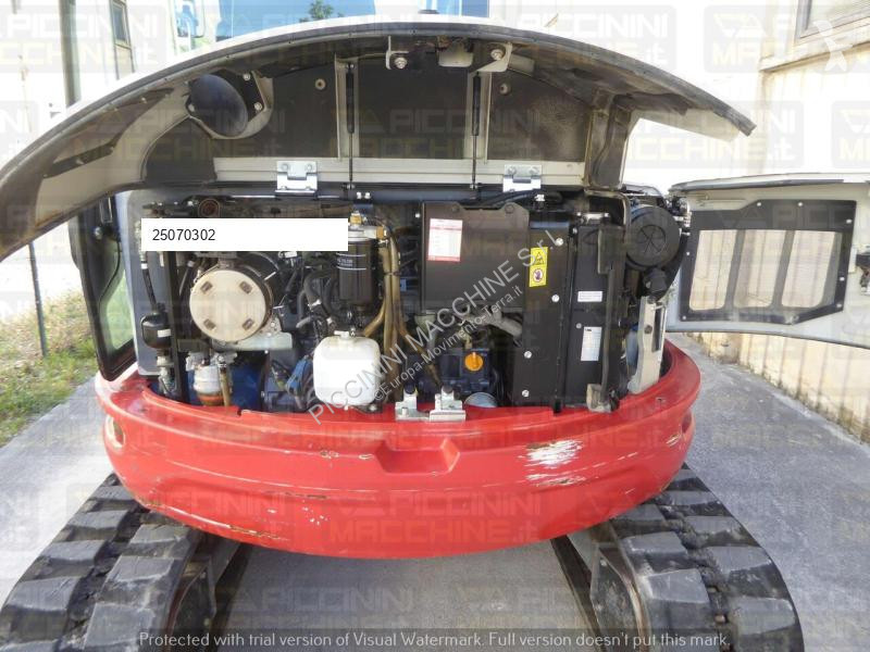 Escavatore Takeuchi TB257FR