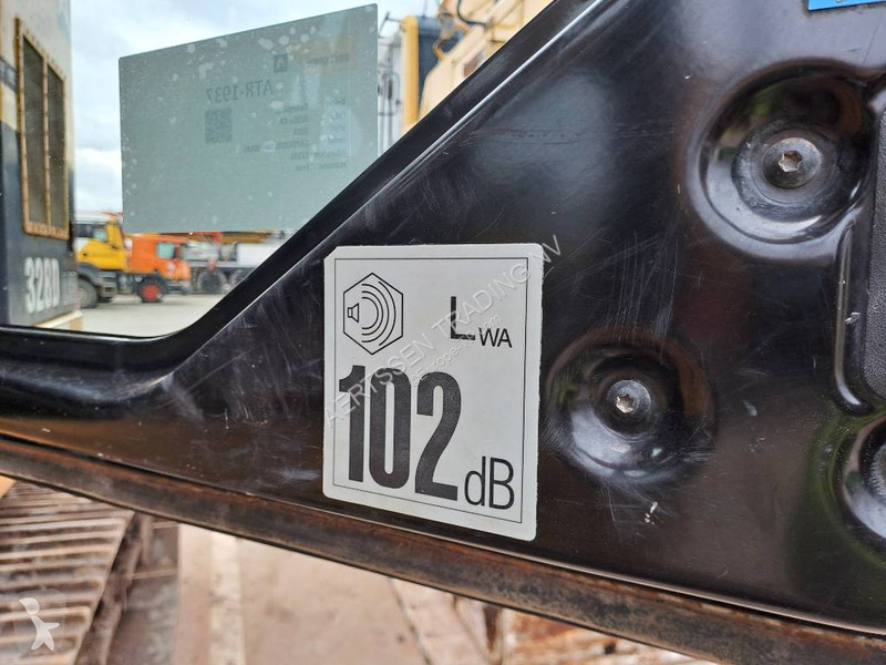 Lopatový nakládač Caterpillar LCR