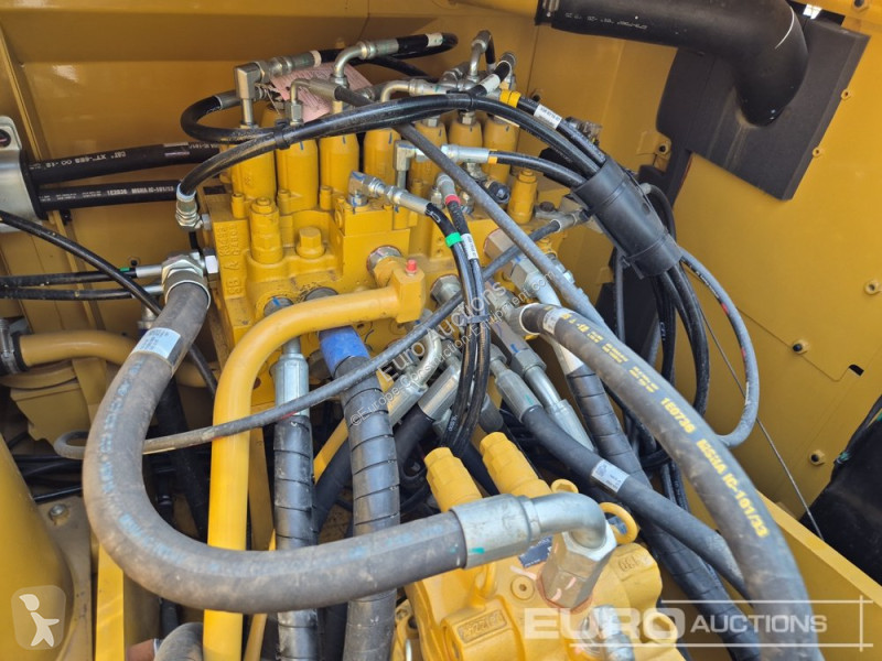 Excavator Caterpillar 320D3GC