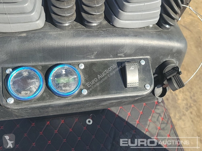 Excavator JPC HT12