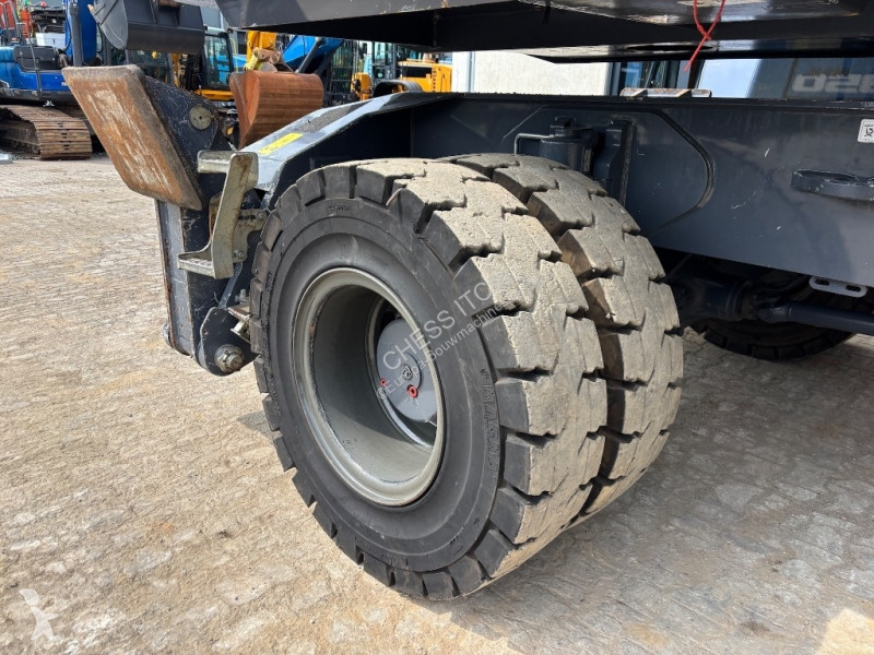 Excavator Fuchs F