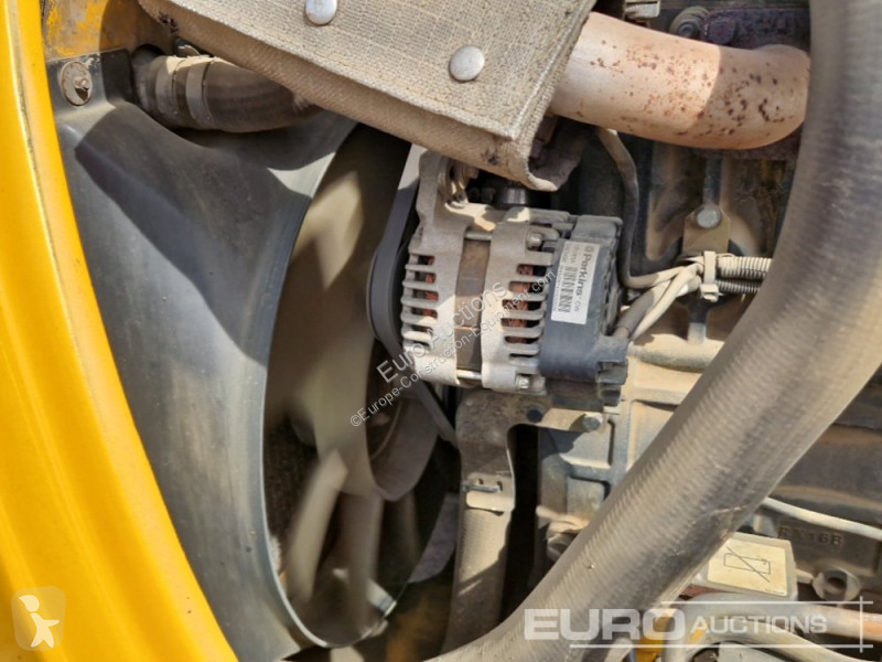 Escavadora JCB