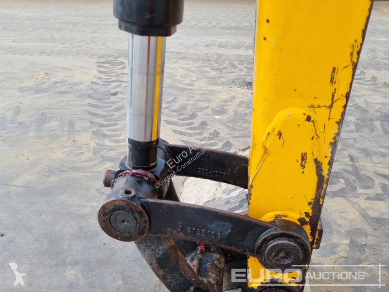 Escavatore JCB