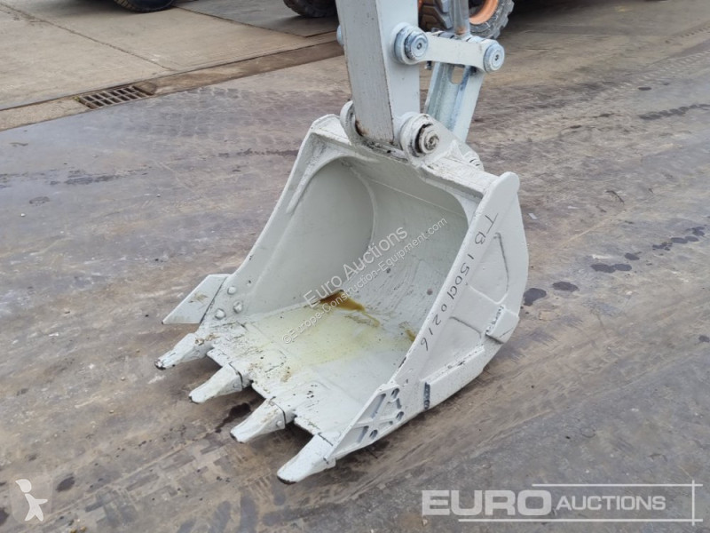Excavadora Takeuchi TB150C