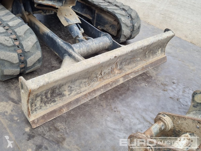 جرافة Kubota U48-4