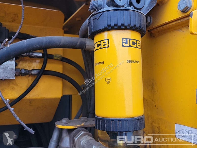 جرافة JCB JS131LC