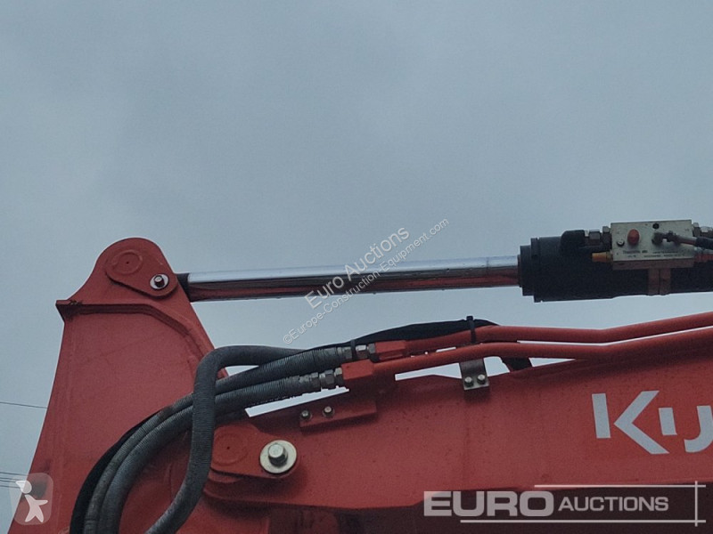 Escavadora Kubota KX080-4A