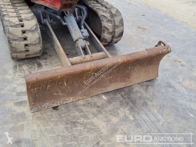 Escavadora Takeuchi TB216