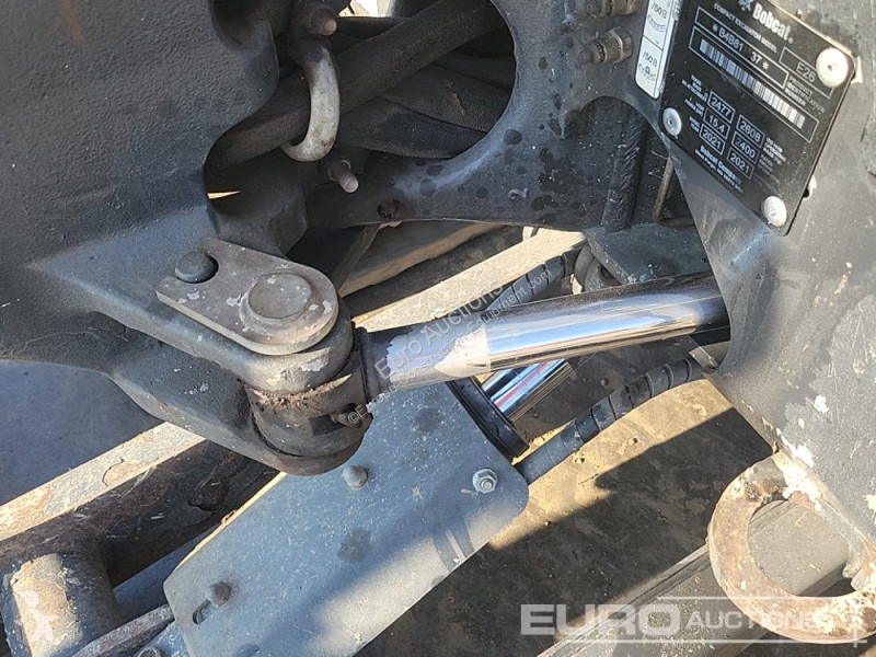 Escavadora Bobcat