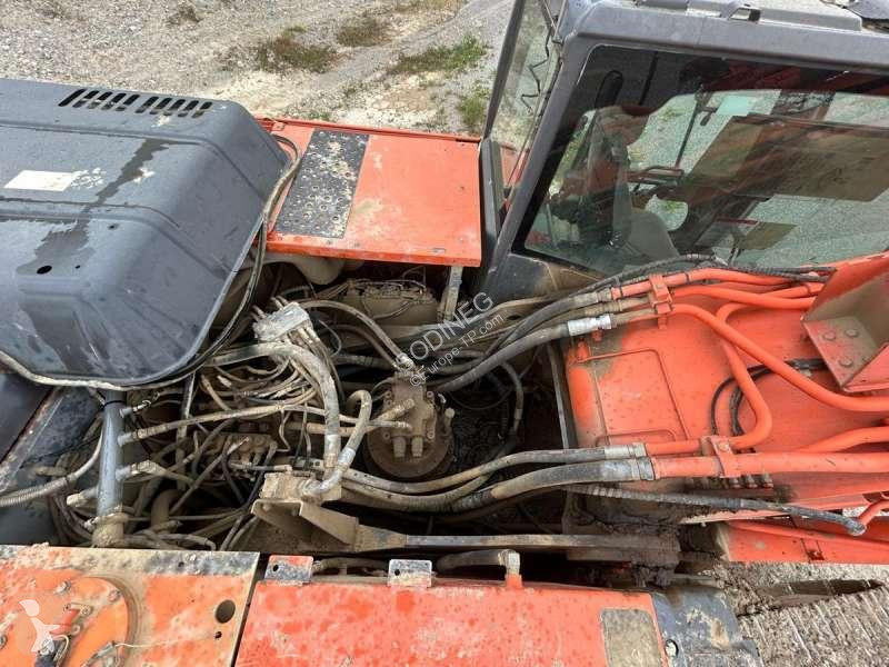 Excavadora Hitachi LC-3