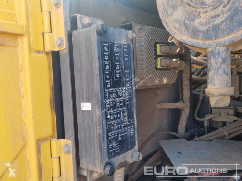 Excavator Volvo EC200EL