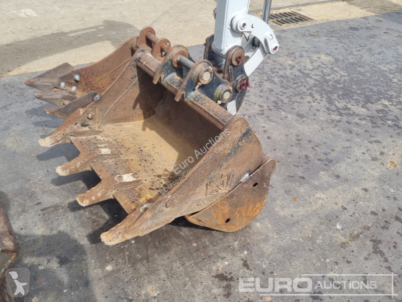 Graafmachine Takeuchi TB216