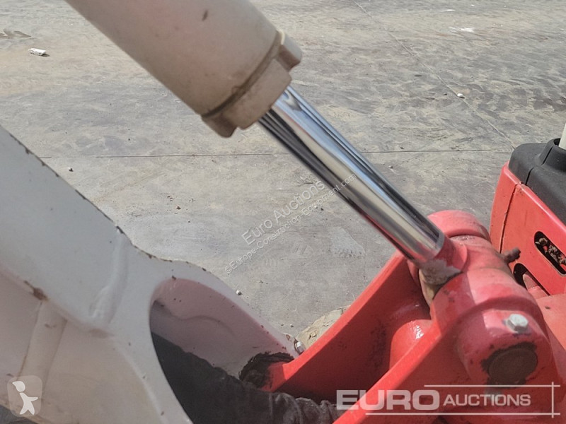 Graafmachine Takeuchi TB216