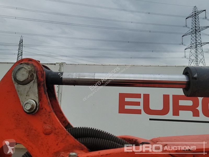 Lopatový nakládač Kubota KX015-4