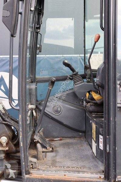 Escavadora Eurocomach ES 35 ZT
