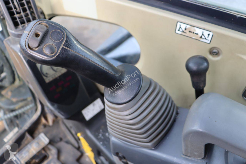 Escavadora Hitachi ZX52U-3 CLR