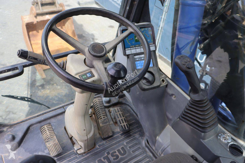 Escavatore Komatsu PW148-8