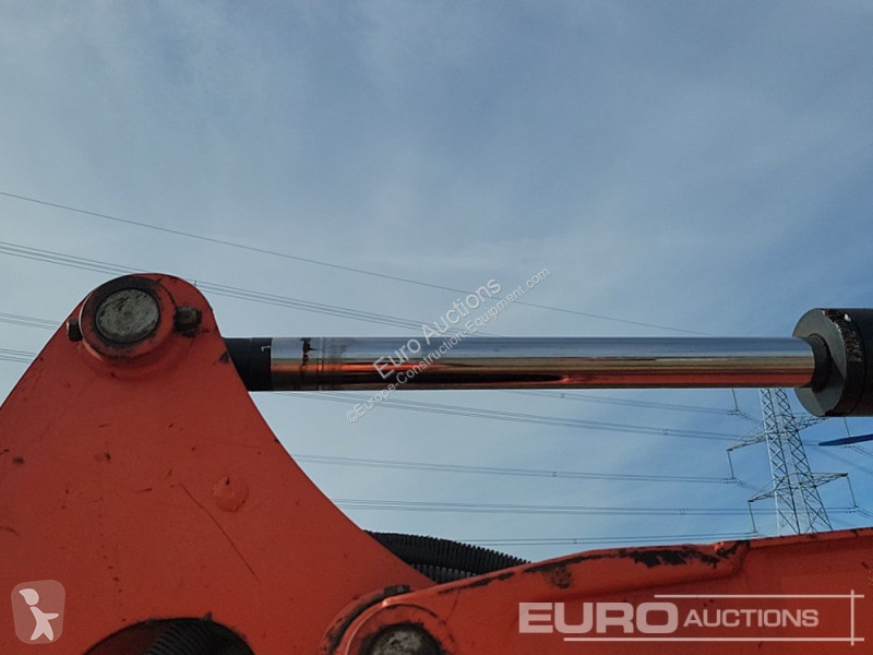 Lopatový nakládač Kubota KX027-4