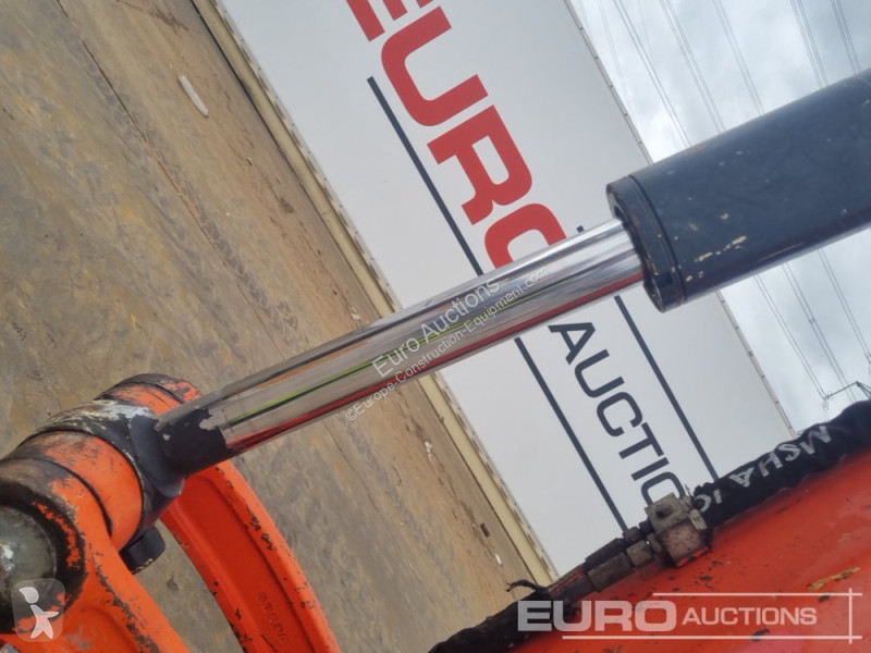 Escavatore Kubota KX080-4A