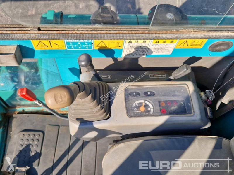 Escavadora Kubota K-025