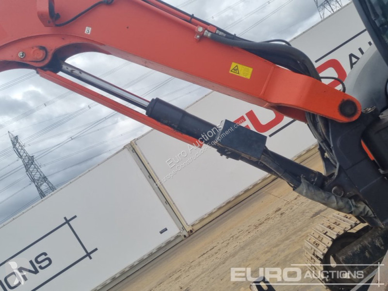 Escavatore Kubota KX080-4
