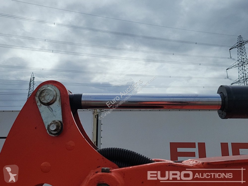 جرافة Kubota KX019-4