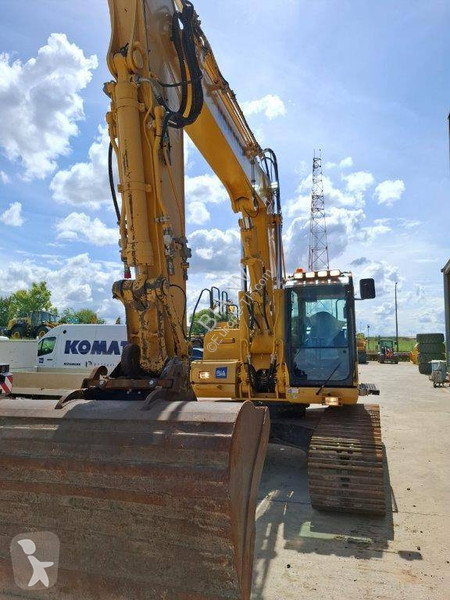 Escavadora Komatsu