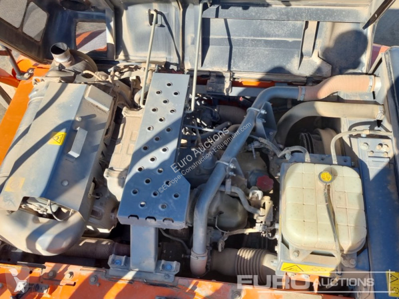 Escavatore Hitachi -6