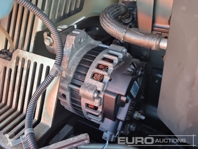 Escavatore Hitachi B-6