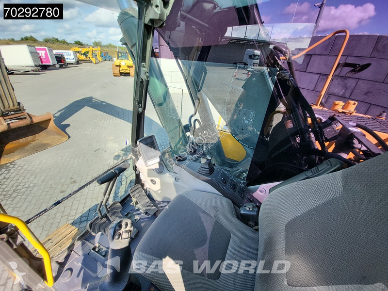 Excavadora Volvo EC250 L