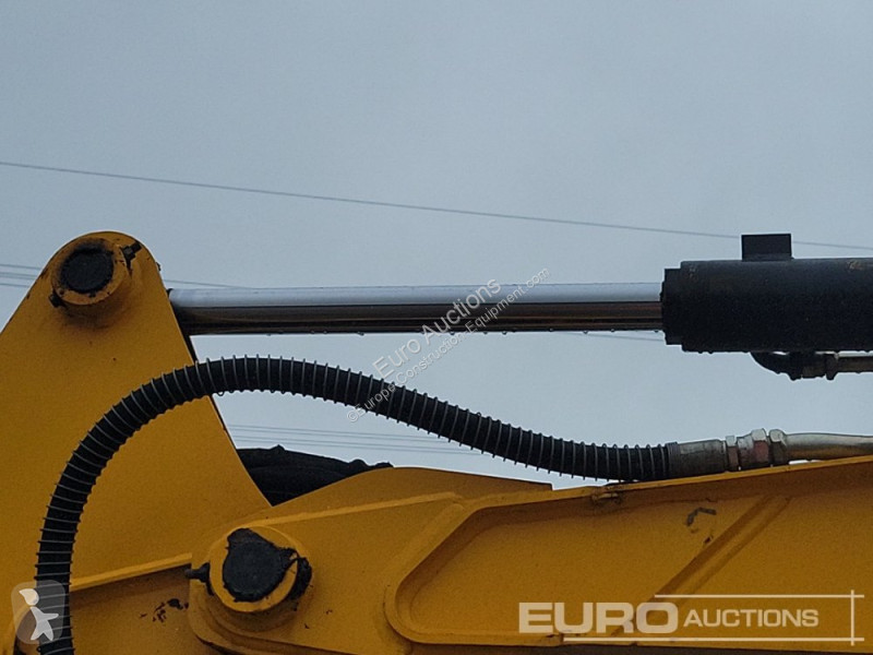 Lopatový nakládač JCB 48Z-1