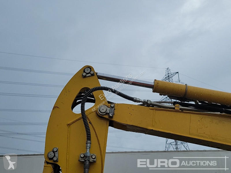 Lopatový nakládač Komatsu PC26MR-3