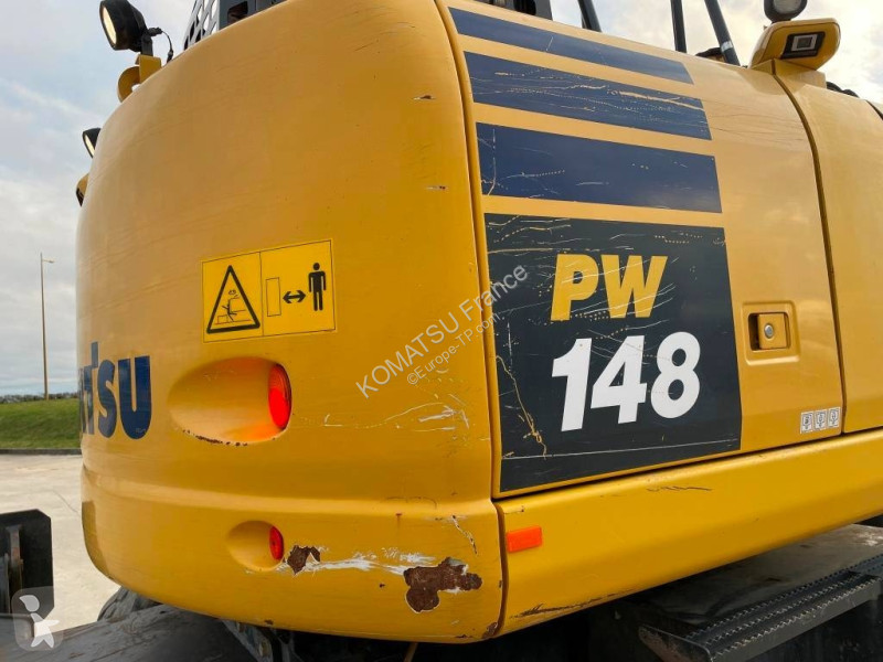 Rýpadlo Komatsu PW 148-11