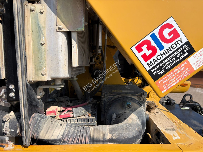 Escavatore Caterpillar D VA - Outriggers + Blade