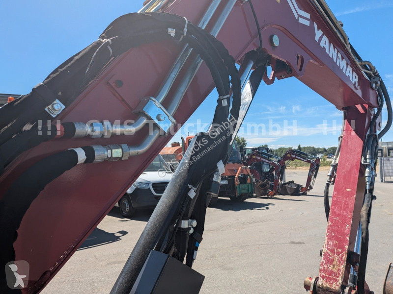 Lopatový nakládač Yanmar - 6B / POWERTILT / 3...
