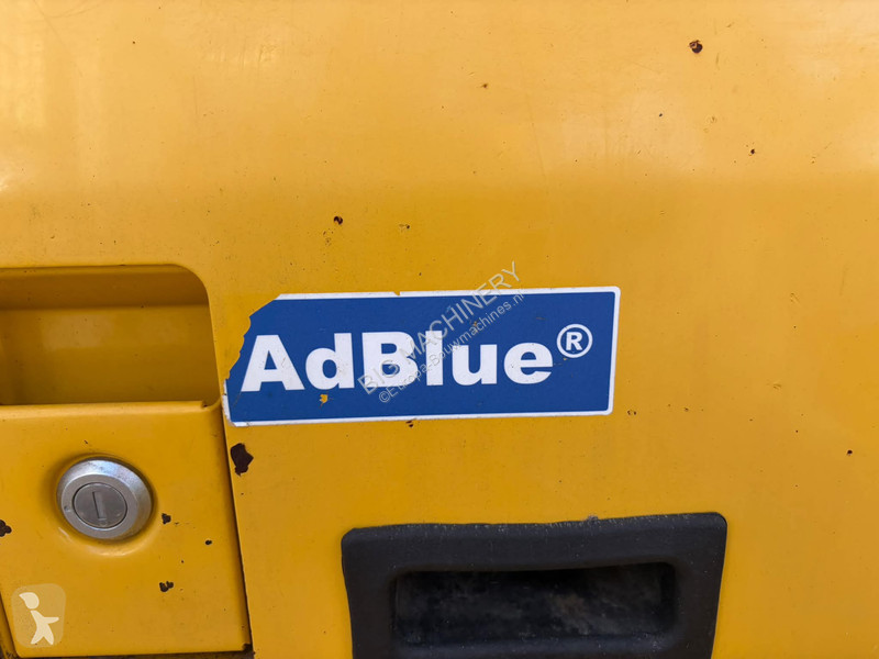 Rýpadlo Komatsu PC490LC-11E0