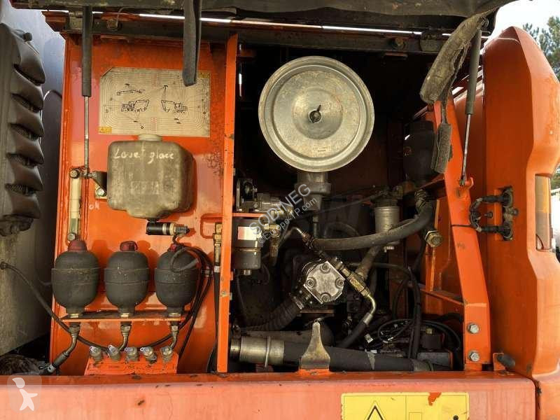 Lopatový nakládač Fiat Kobelco  E145W