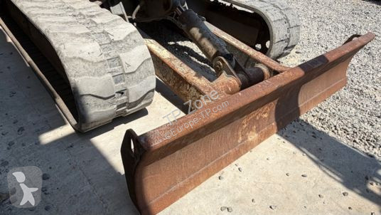 جرافة Takeuchi tb250 clim à 27 900 € ht