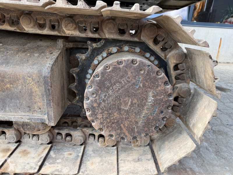 جرافة Hyundai HX 220 L - L - HX 220