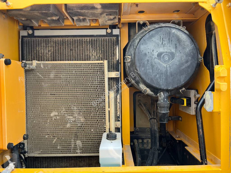 Rýpadlo Volvo - Automatic Greasing / Quick Coupler